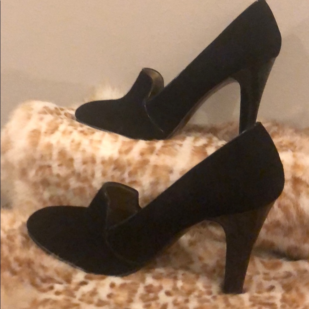 Nine West Jammup Suede Heels